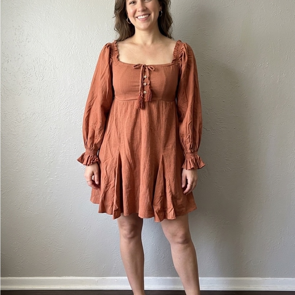 Chelsea& Violet Rust Orange Long Sleeve Dress